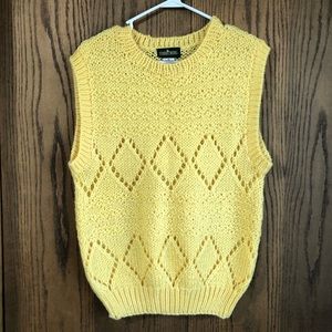 Vintage Boundary Waters yellow sleeveless knit sweater size XL